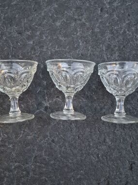 Vintage Moon and Star Clear Glasses - Set of 3